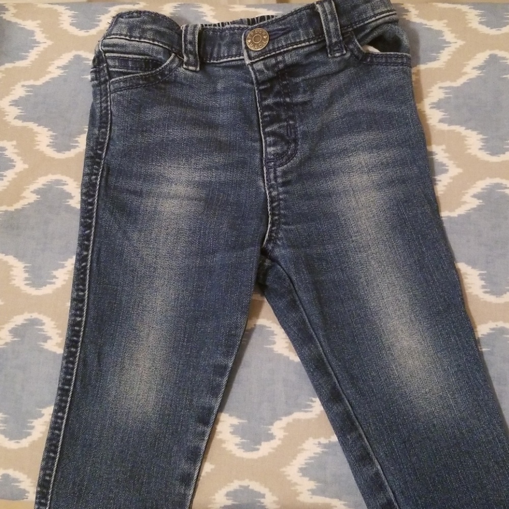 Toddler skinny jeans